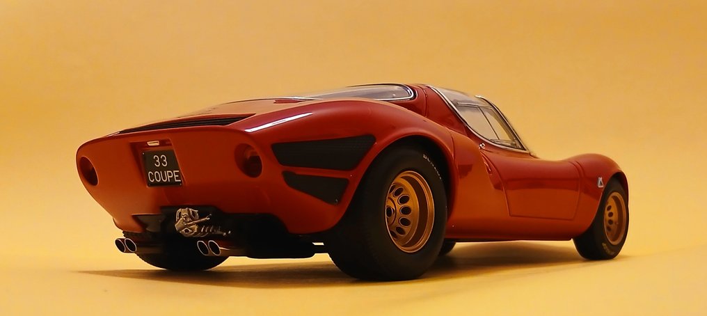 Laudo Racing 1:18 - Model car - Alfa Romeo 33 stradale - Prototype 1967 #3.2
