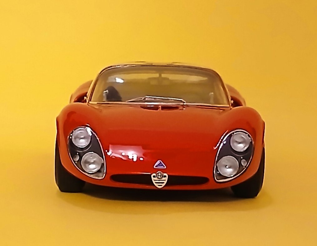 Laudo Racing 1:18 - Model car - Alfa Romeo 33 stradale - Prototype 1967 #4.3