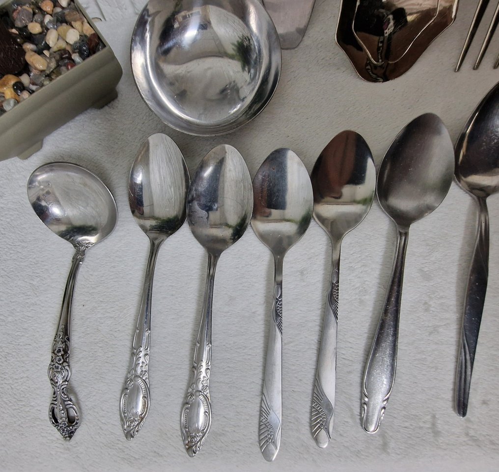 Rare Vintage Flatware Mixed Lot 43 Pc – Spoons Forks Tongs Utensils Set Ornate - Cutlery set (43) - Silverplated, Steel #1.0