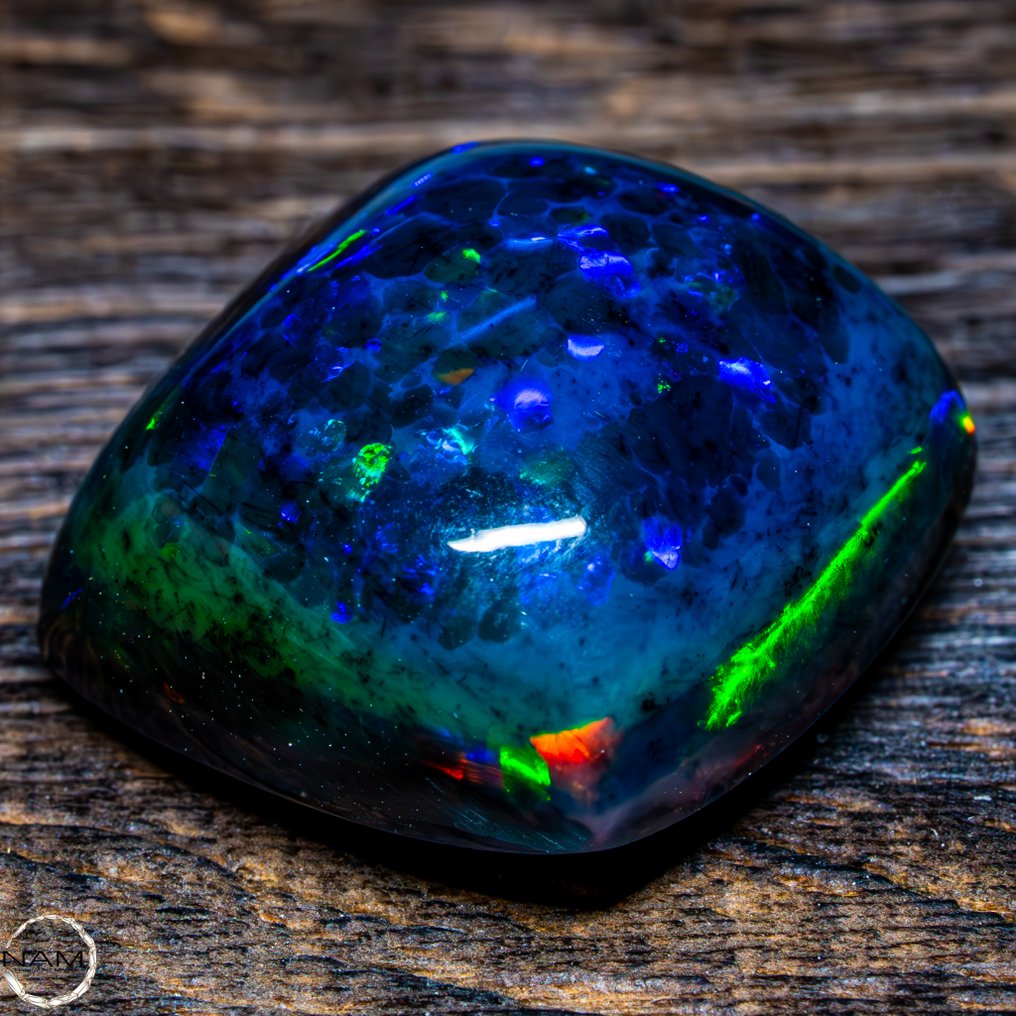 First Quality AAA+++ Black Opal Cabochon 38,1ct- 7.62 g #3.2