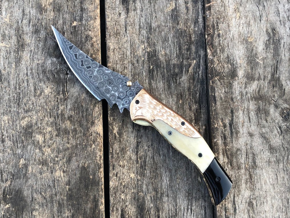 廚刀 - 享有盛誉的手工制作收藏级厨房便携多功能刀，多层锻造 - 北美 - Handi Brass FileWork PF17 #1.0