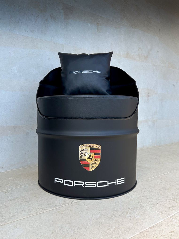 保时捷主题酒桶侧椅 - PK Werks #1.0