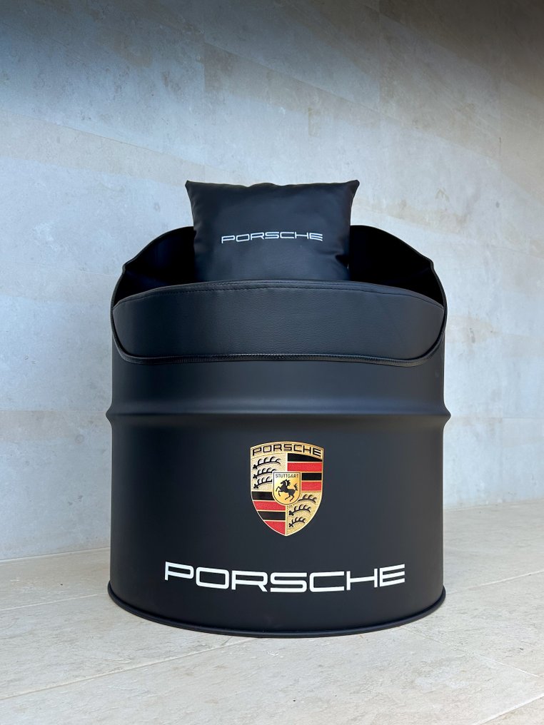 保时捷主题酒桶侧椅 - PK Werks #1.0