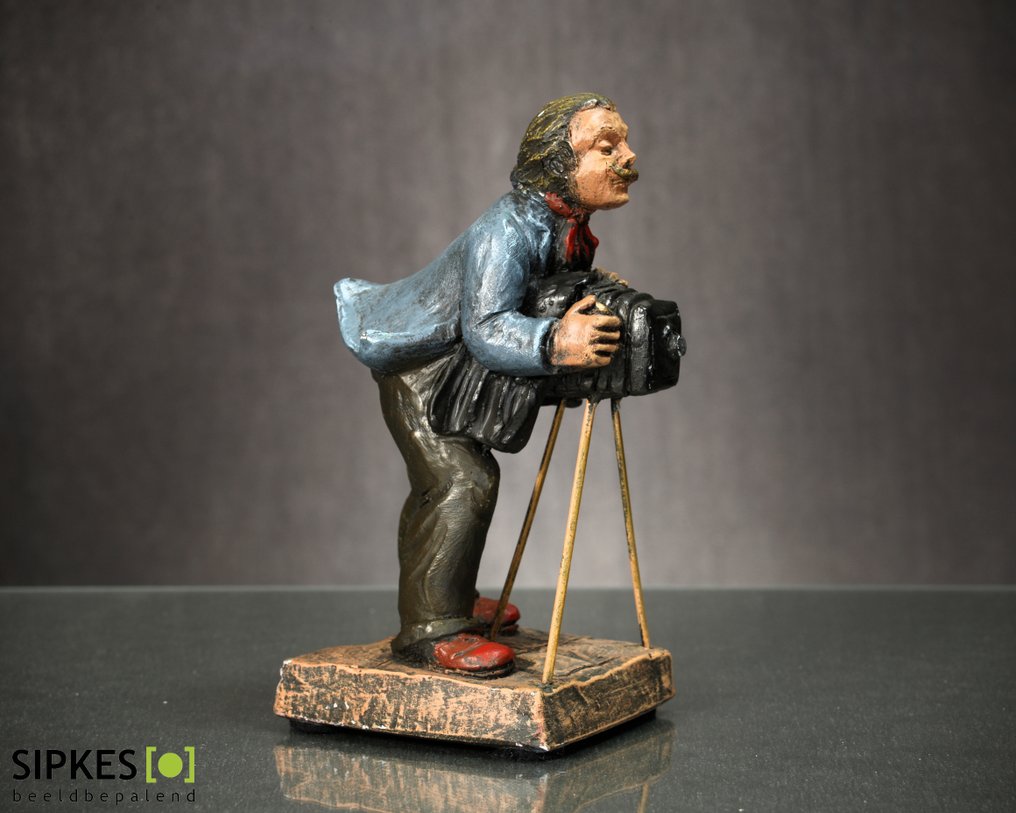 Mat Wanders Nr. 458 - Beeldje fotograaf - Αναλογική φωτογραφική μηχανή #1.0