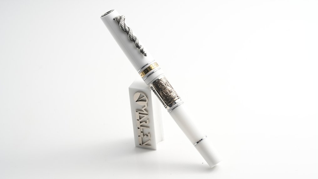 Marlen - Ippocrate Bianca (dedicata al mondo della medicina) - Special edition in Resina e Argento - Esferográfica #1.0