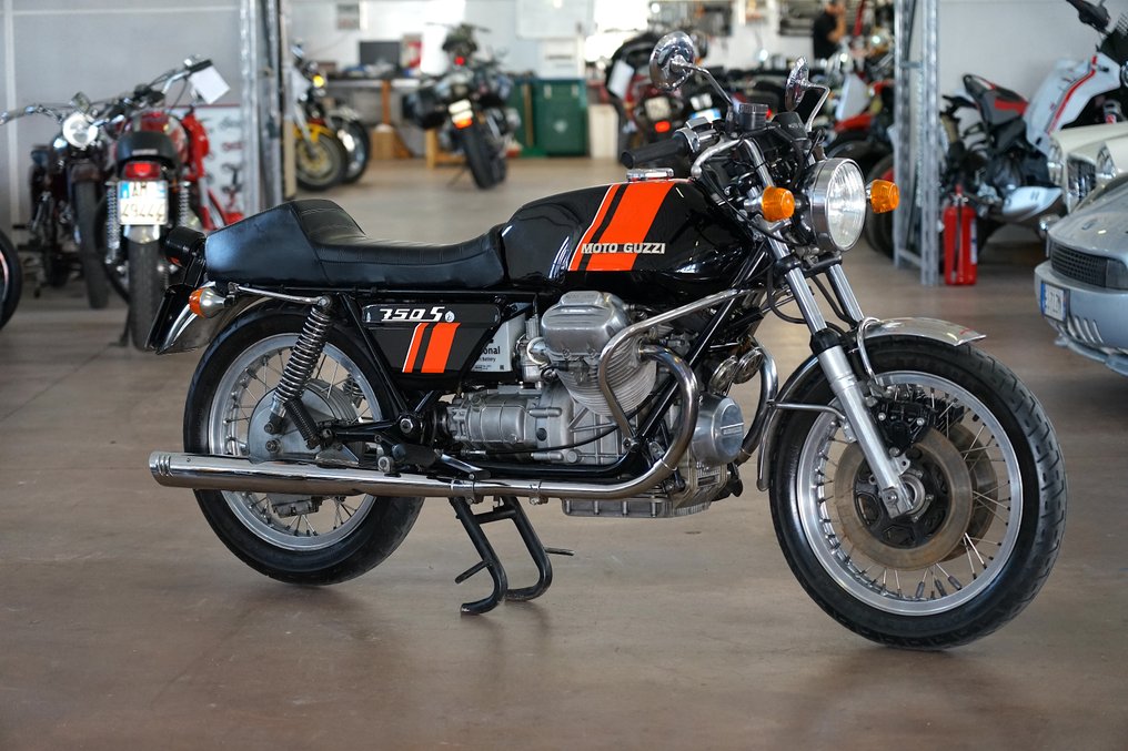 Moto Guzzi - V7 - 750 - S - 1975 #1.0