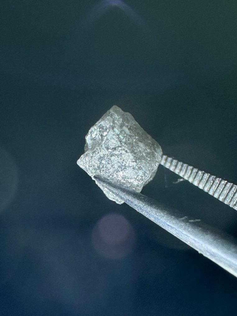 天然浅灰色立方体裸钻。1.08克拉。无底价！ 立方体的- 0.22 g #1.0