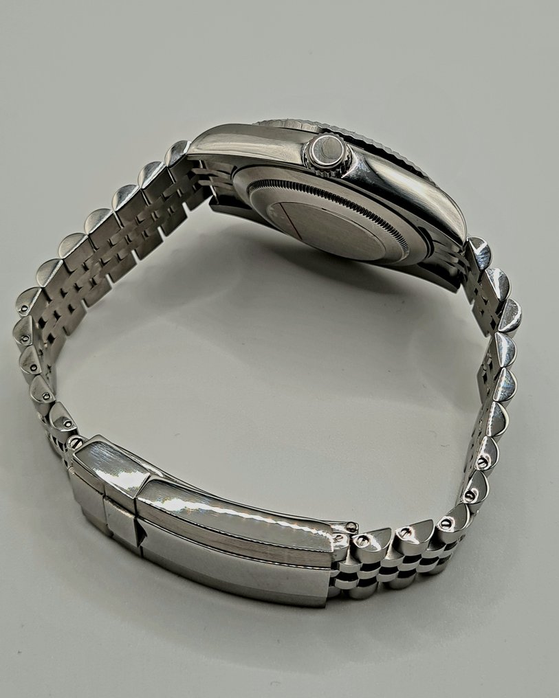 Aichi - The Essence of the Rising Sun - No reserve price - No. 1 of 10 - Unisex - 2025 #4.3