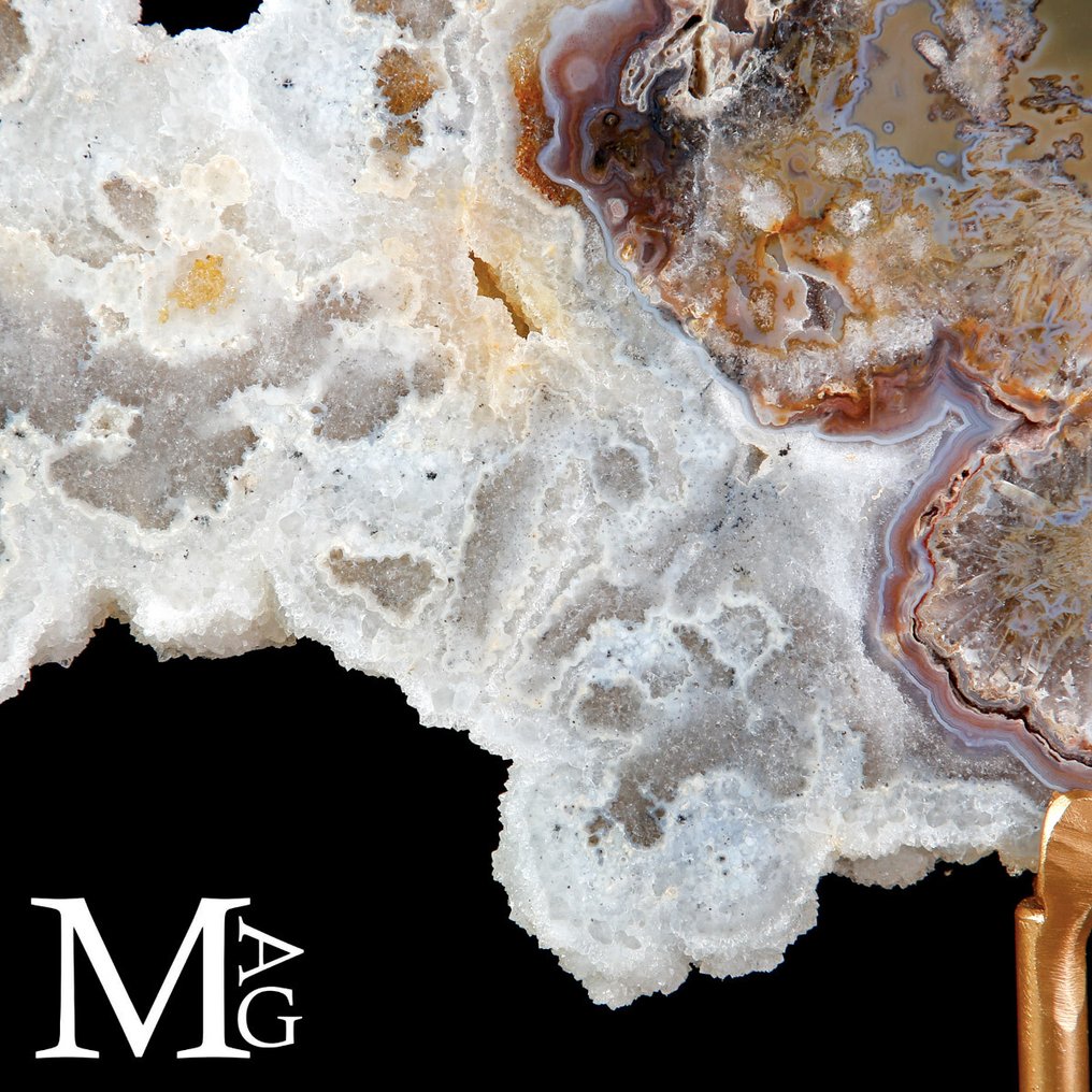 特殊白玛瑙形成 装饰性玛瑙和石英板在底座上 - 高度: 450 mm - 闊度: 330 mm- 2875 g #3.2