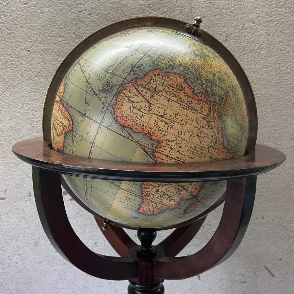 Terrestrial library globe - 1990-2000 - Library Globe on Stand - Authentic Models #2.1