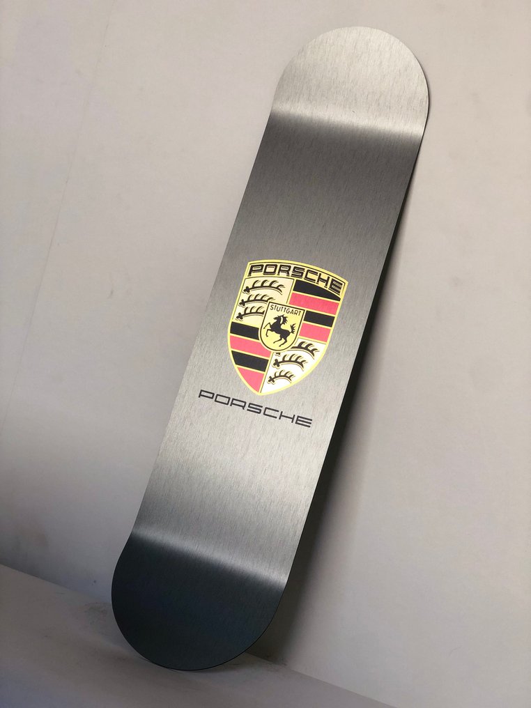 Beever Deco Art - Porsche goes skating! #1.0