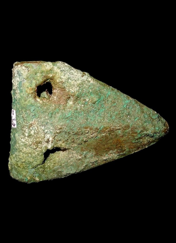 Canaan Perforated axe with a triangular blade - 1900 BC - examined by Jean Claude Alba #1.0