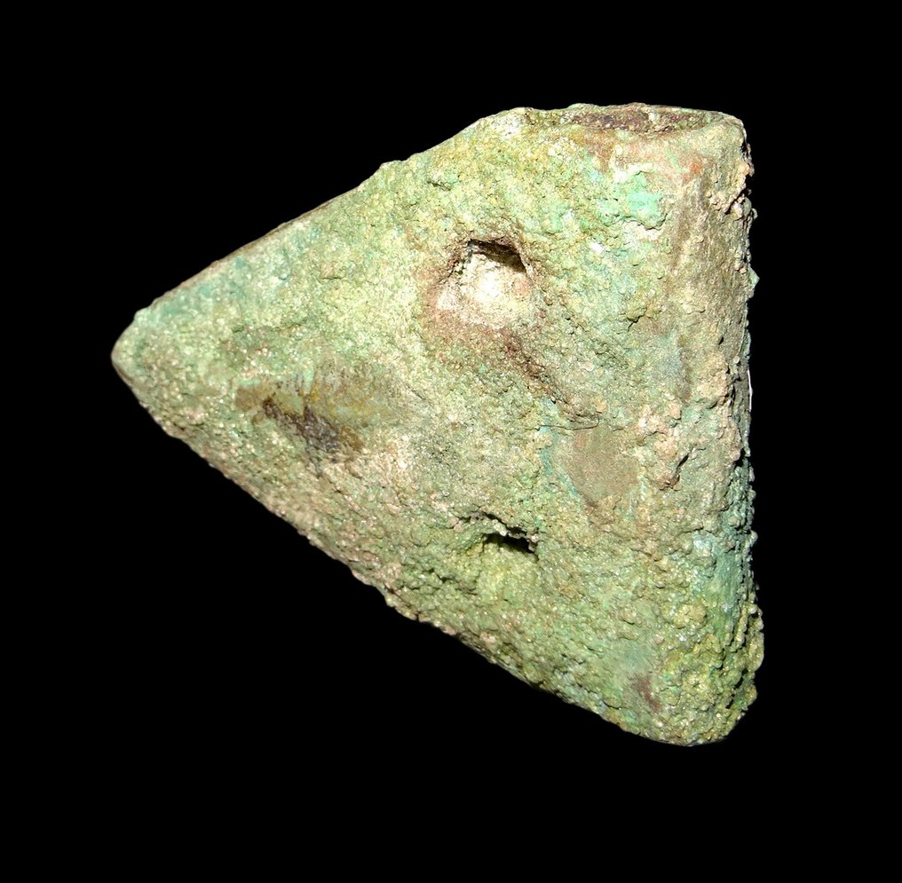 Canaan Perforated axe with a triangular blade - 1900 BC - examined by Jean Claude Alba #3.2