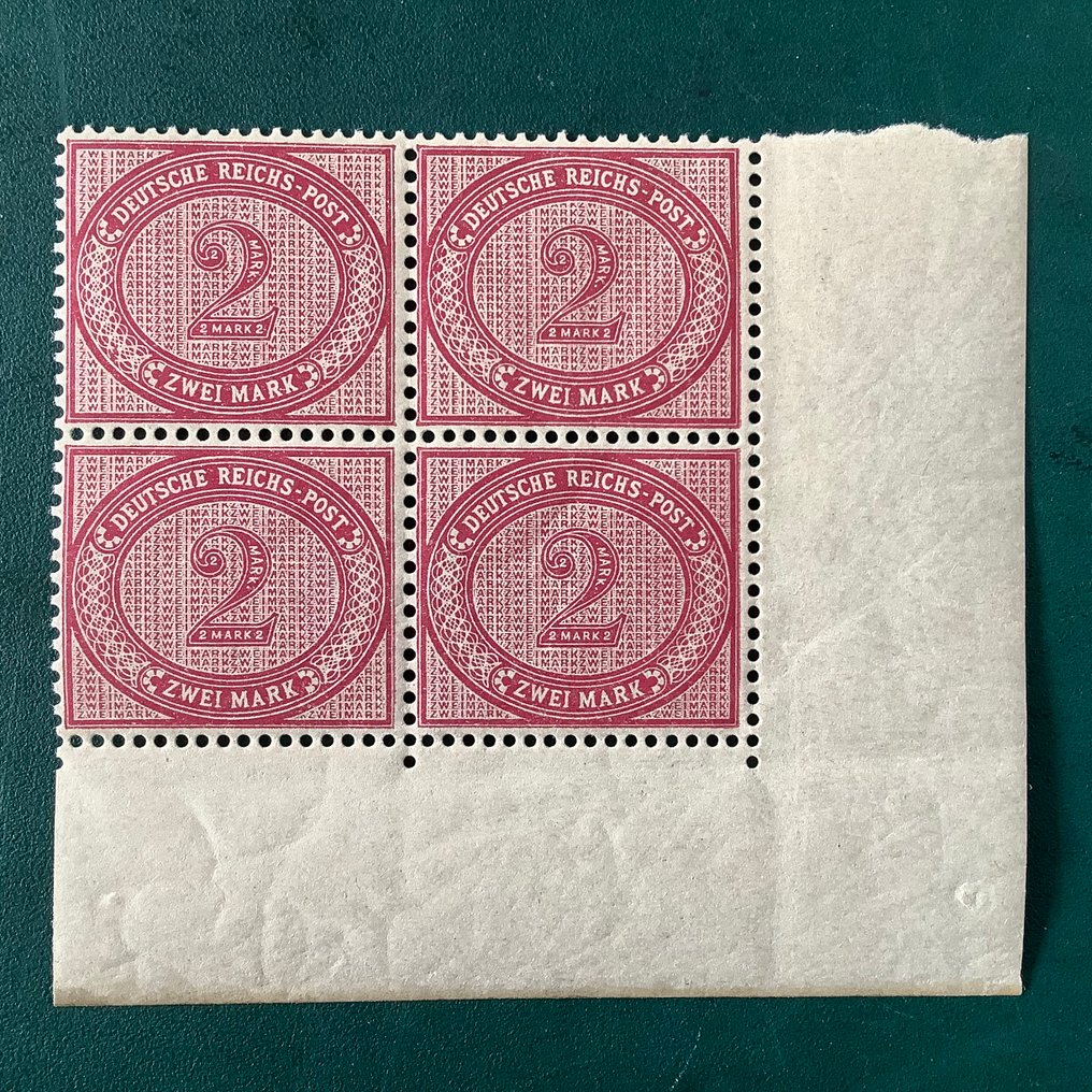 德意志帝國 1899 - 在4个一组的块中，内层服务版出现2个标记错误，带有纸张边缘角和居中，已认证。 - Michel 37 f and 37 V f #2.1