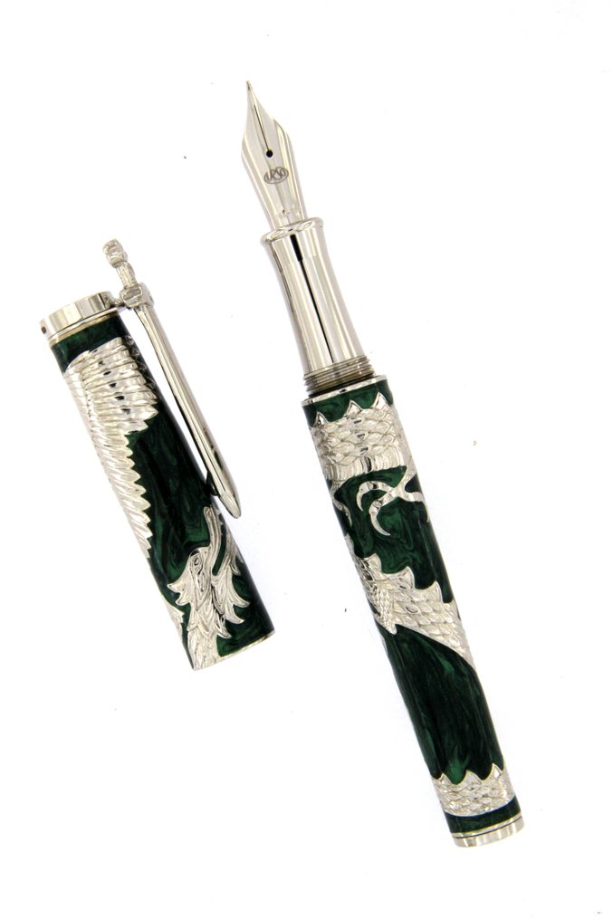 Urso - Fountain pen The Two Empires in sterling silver and enamels - Vulpen #1.0