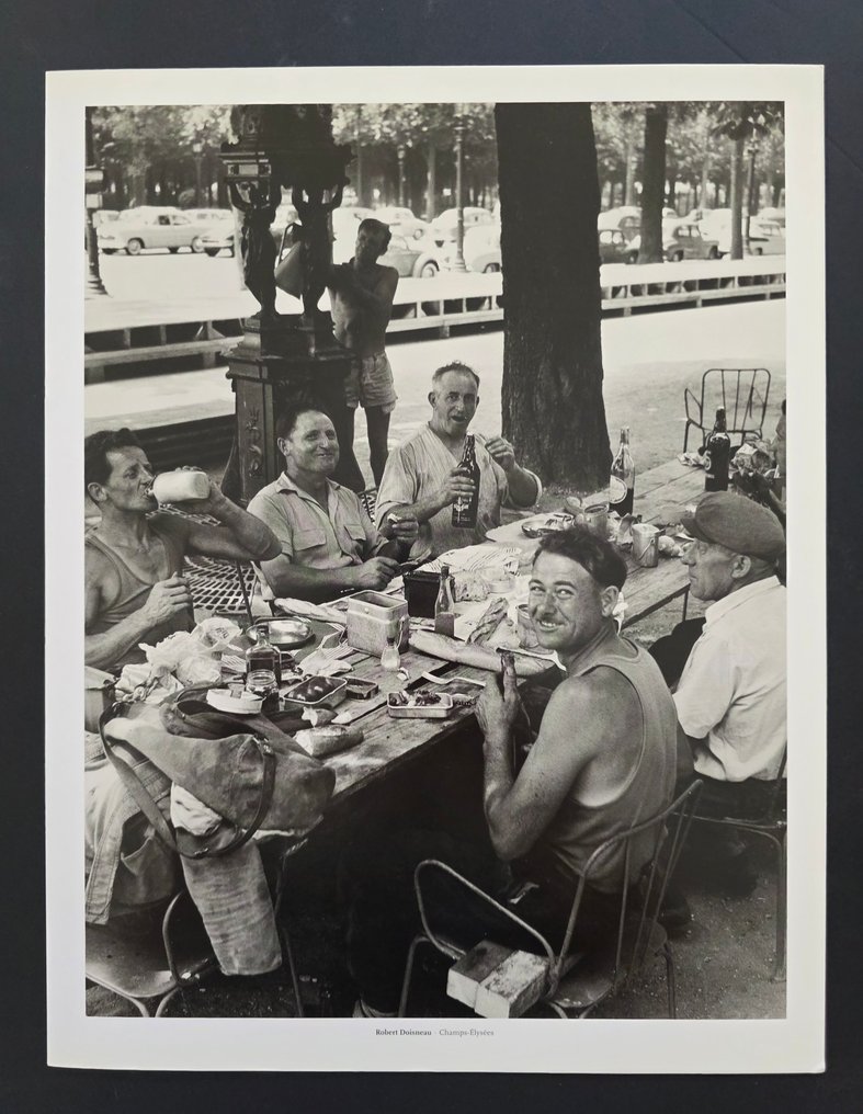Robert Doisneau (1912–1994) - Champs-Elysee, Paris, 1959 #1.0