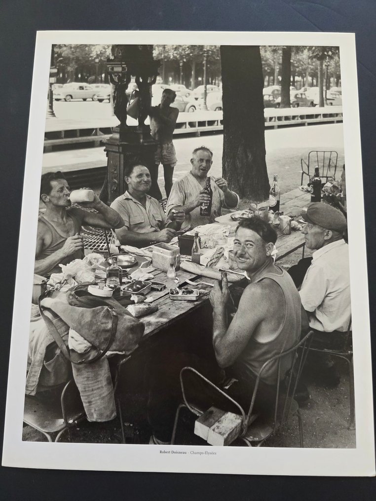 Robert Doisneau (1912–1994) - Champs-Elysee, Paris, 1959 #2.1