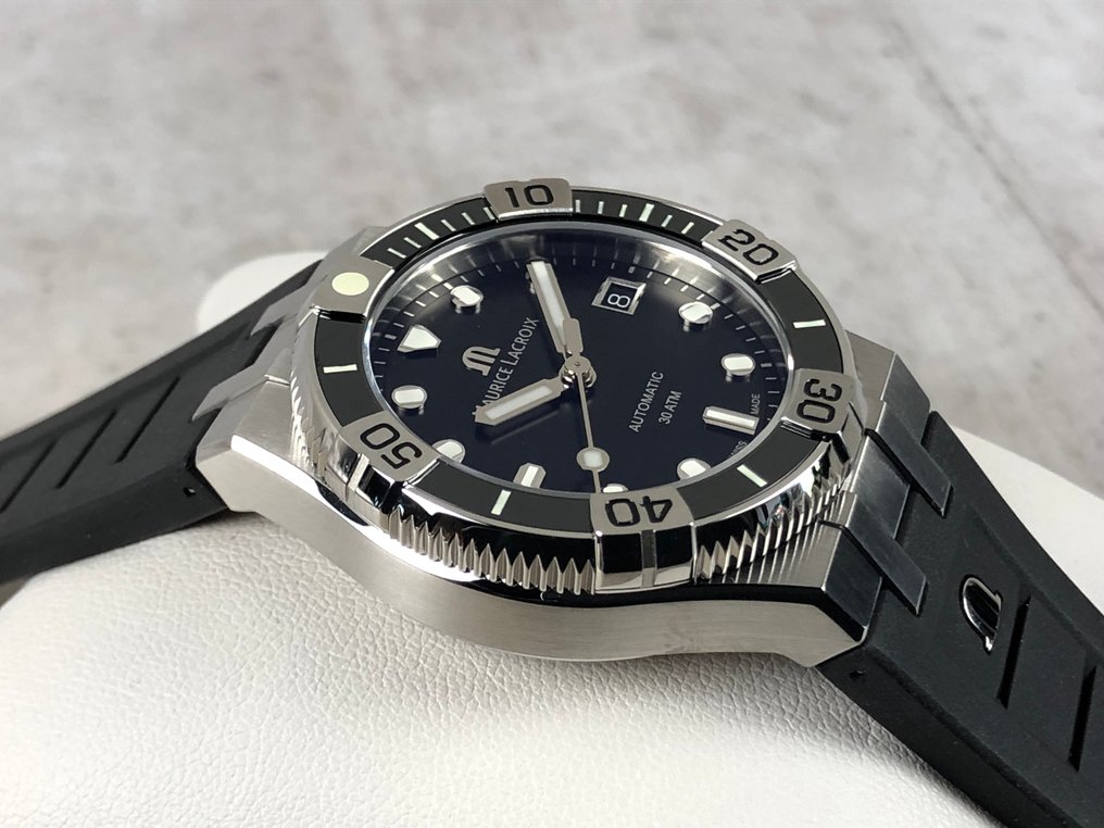 Maurice Lacroix - Aikon Venturer Automatic - AI6057-SSL20-330-2 - 男士 - 2020+ #4.3