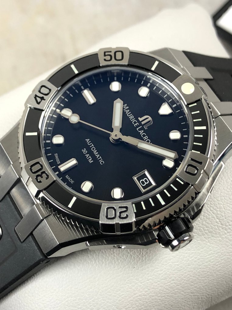 Maurice Lacroix - Aikon Venturer Automatic - AI6057-SSL20-330-2 - 男士 - 2020+ #2.1