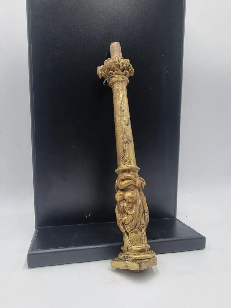  Column - 17th century - Thumbnail column  #2.1