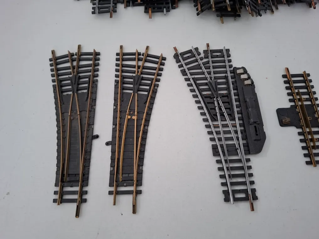 Lima H0 - Model train tracks (100) - 100-piece package of rails and switches #3.2