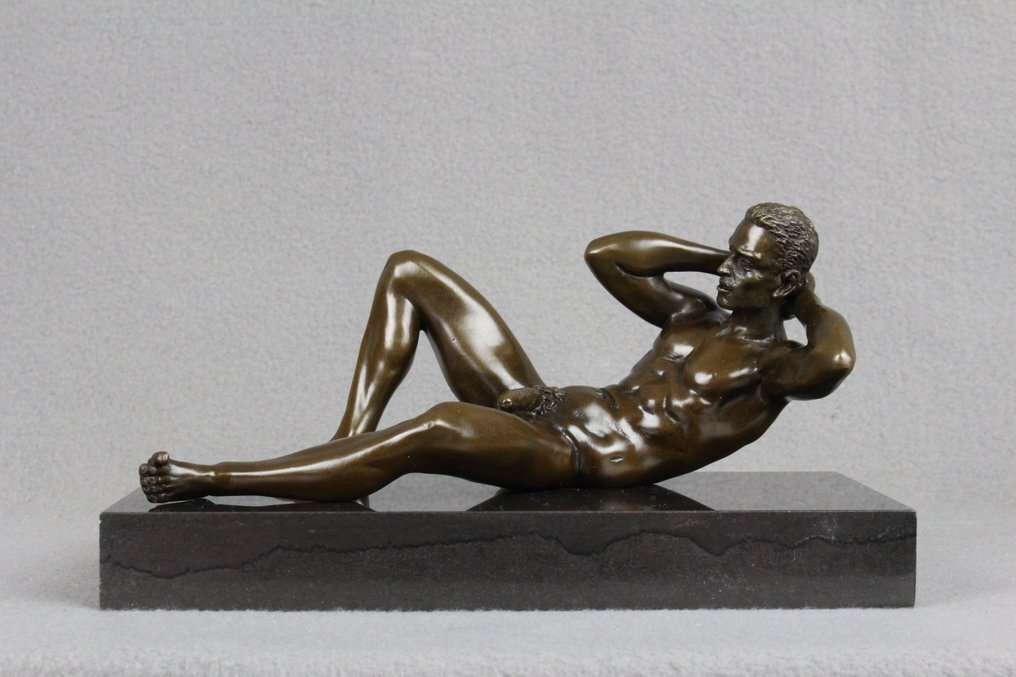 雕塑, Liggende Naakte Man - 23 cm - 黄铜色 #1.0