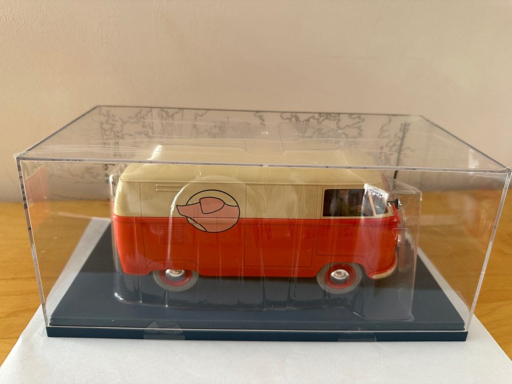 Moulinsart - Hachette - Tintin - Modèle 1/24e - La Camionnette Sanzot - N°13 L'Affaire Tournesol - Mint Sealed #1.0