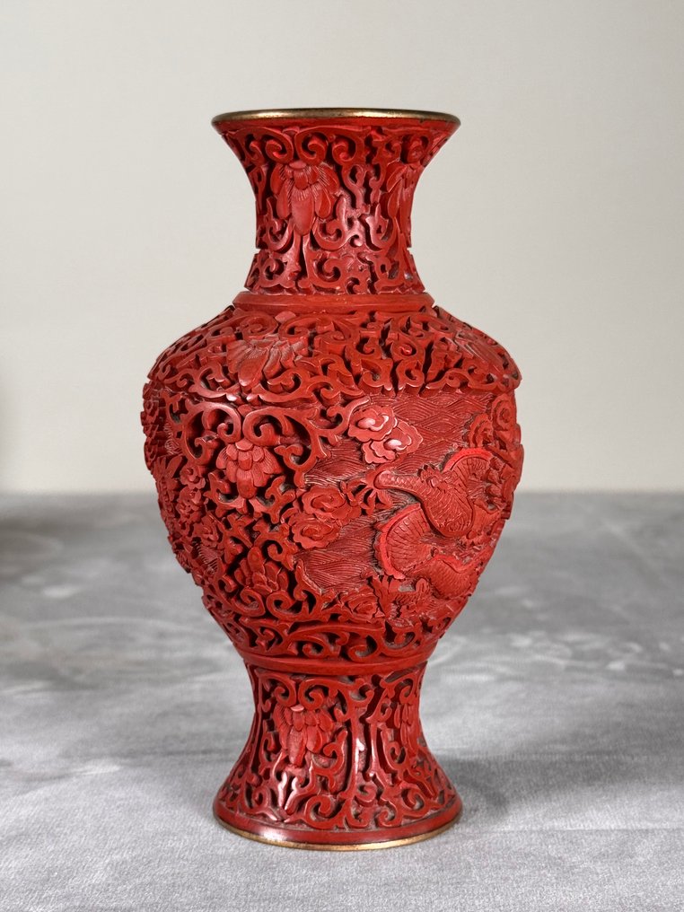 Vas - lac de cinnabar - China - Vase din lac #2.1