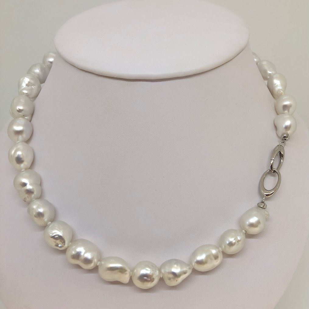 String of beads SouthSea Baroque Pearls #4.3