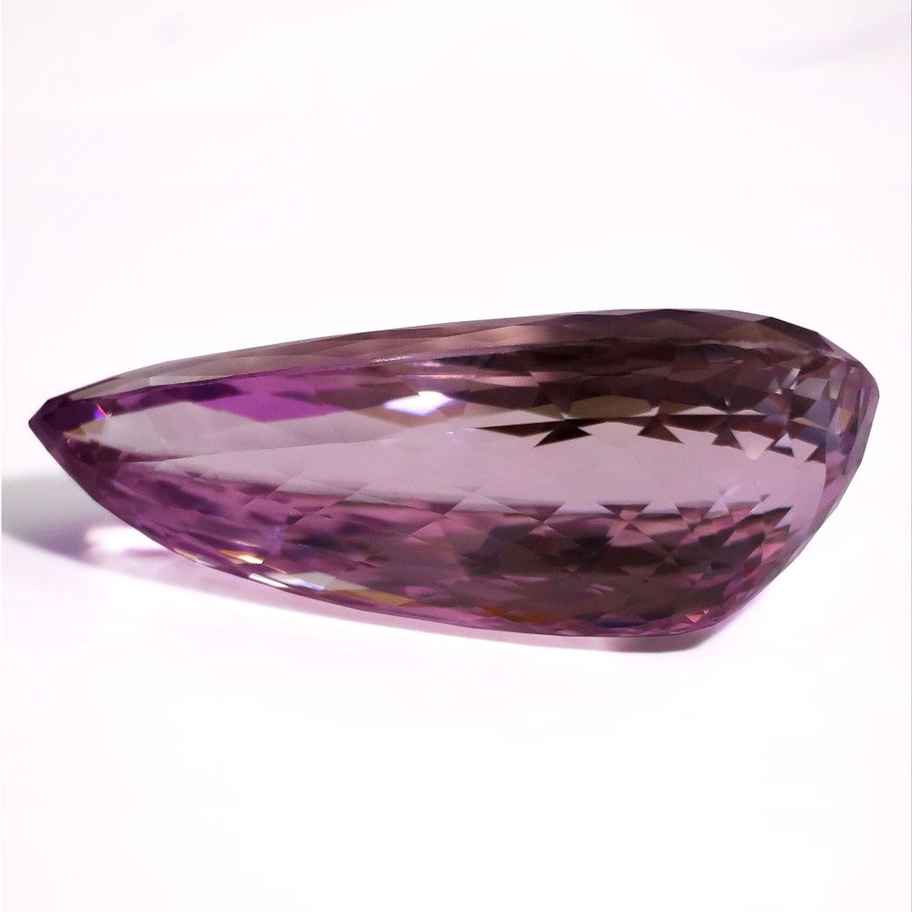 1 pcs  Ροζ, Μωβ Κουνζίτης  - 155.68 ct - International Gemological Institute (IGI) #4.3