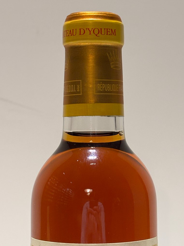 2001 Château d'Yquem - Sauternes 1er Cru Supérieur - 1 Half Bottle (0.375L) #3.2
