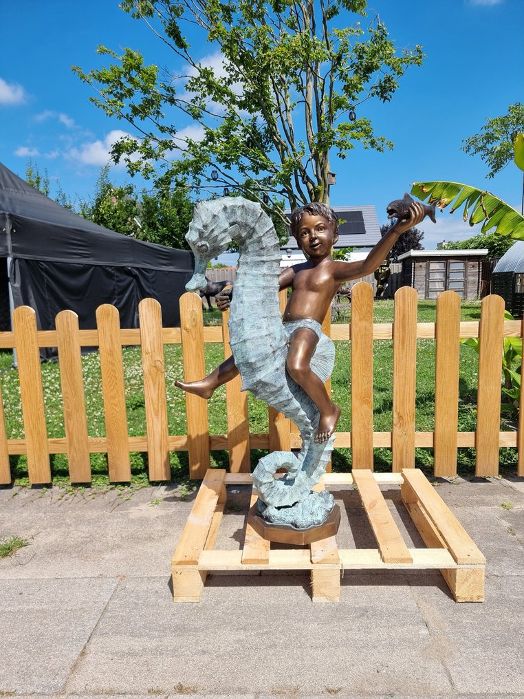  Συντριβάνι - 2025 - Χαλκός: Αγόρι σε θαλάσσιο άλογο  #4.3