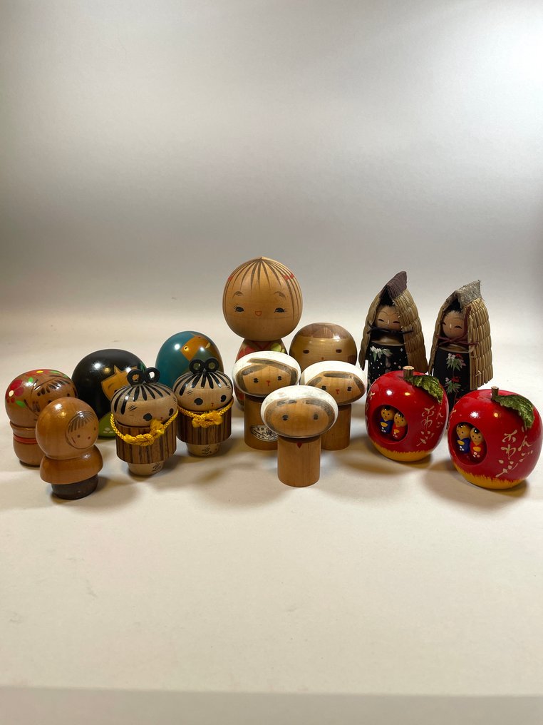 精湛工艺：传统木屐娃娃 - 木 - 日本 - 1900-2000 #1.0