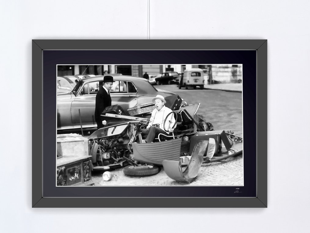Le Corniaud (1965) - Louis de Funès and Bourvil - Fine Art Photography - Luxury Wooden Frame 70X50 cm - Limited Edition 02 of 30 - Serial 20117 - Original Certificate (COA), Hologram - 100% New. Shipping Reduction from 3 items #1.0
