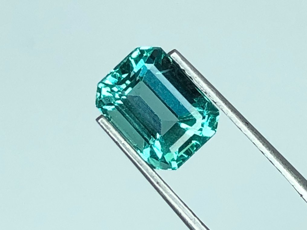 绿色 祖母绿  - 2.07 ct - 国际宝石研究院（IGI） - 投资级作品 #3.2