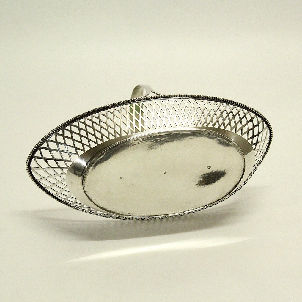 Antieke (1918) GROOT MODEL koekjes/fruitmand - HANDWERK - C.L.J. Begeer - Cesto - Ajour intagliato + bordo perla. - .835 argento - Interamente in argento #3.2