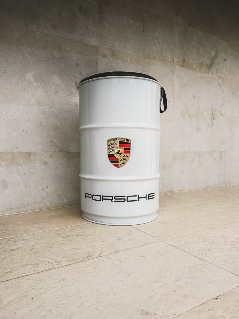 保时捷汽车收藏品 - Barrel Chair - PK Werks #1.0