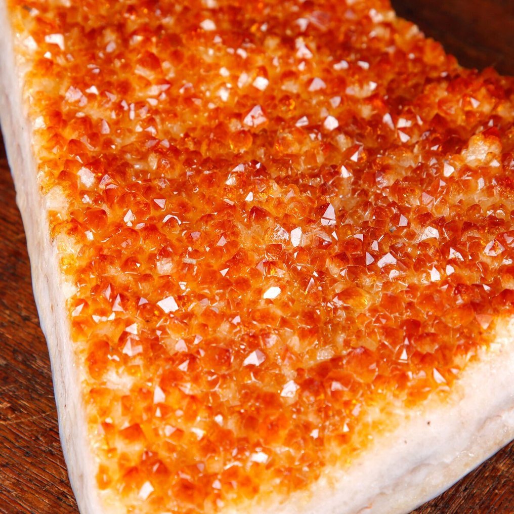 顶级品质 Madeira Quartz Druse - 天然深色 - 免费形态黄水晶石英 - 高度: 246 mm - 宽度: 194 mm- 2838 g #2.1