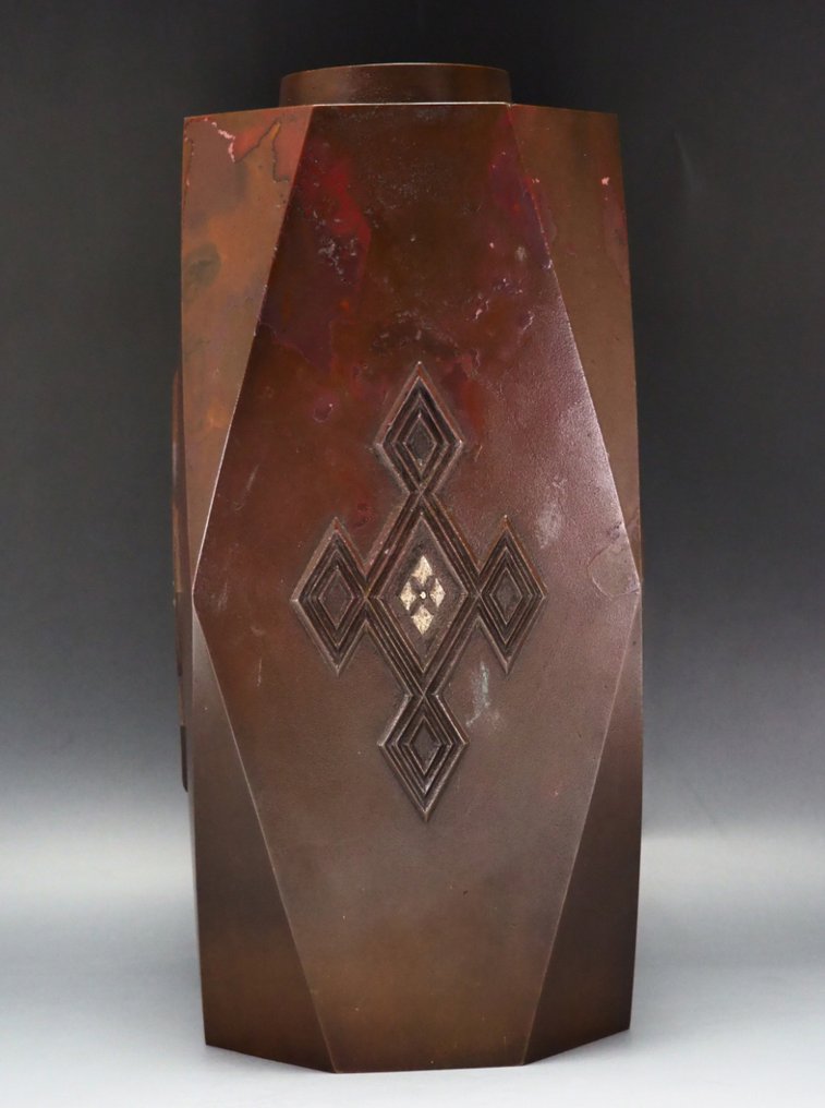 Πολύ καλός μοβ πολύχρωμος μοντερνιστικός βάζος με γεωμετρικό σχέδιο, υπογεγραμμένο - - Μπρούντζος - Ιαπωνία - Πρώτο μισό του 20ού αιώνα #4.3