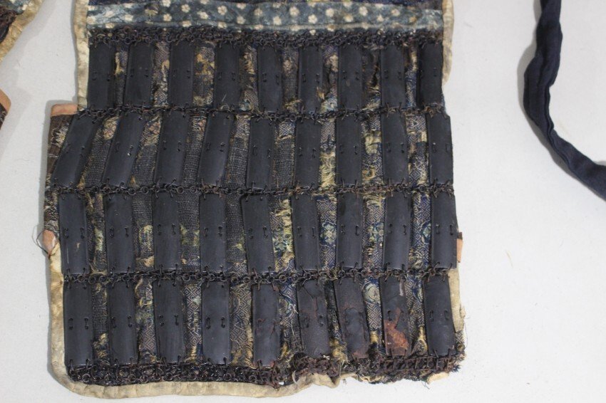 盔甲 - 日本 - 武士盔甲的Sangu（护胫、护腿、护膝套装）：E1-643 江戶時代（1600-1868） #3.2