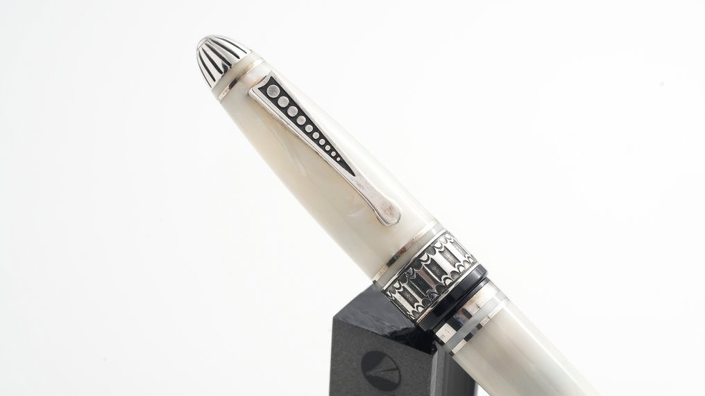 Marlen - Opera - Edizione Numerata in Celluloide e Argento - Vulpen #3.2