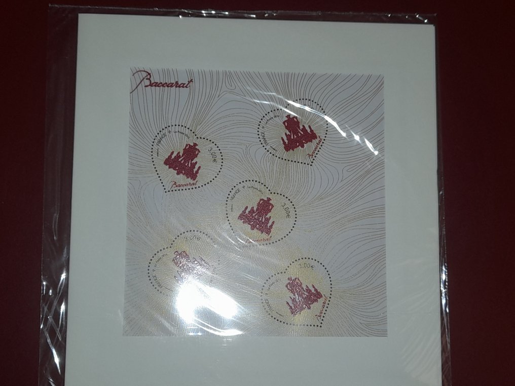 法国 2014 - 法国块 4883 号薄片，Baccarat 心形，在泡罩包装下。 #1.0