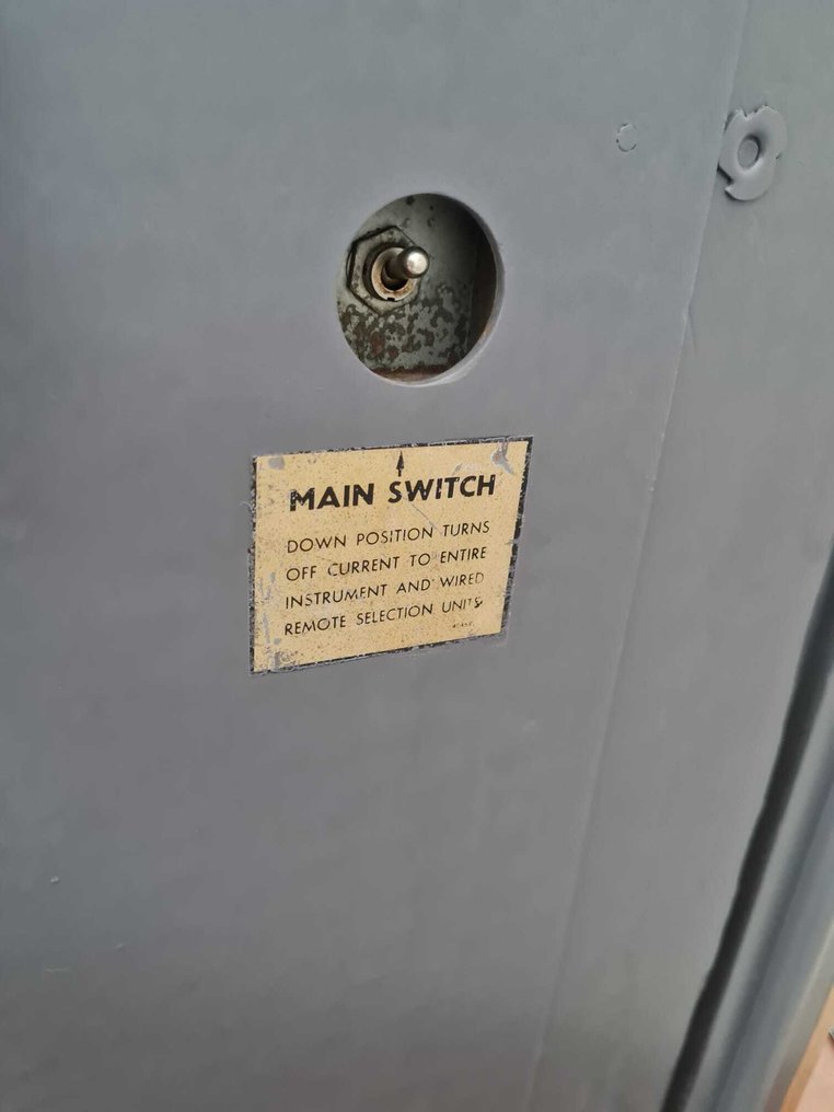 SEEBURG - 100-W Jukebox #4.3