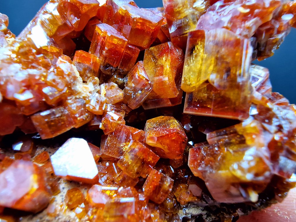 Vanadinite 最具攻击性的橙红色 - 高度: 90 mm - 闊度: 65 mm- 414 g - (1) #2.1