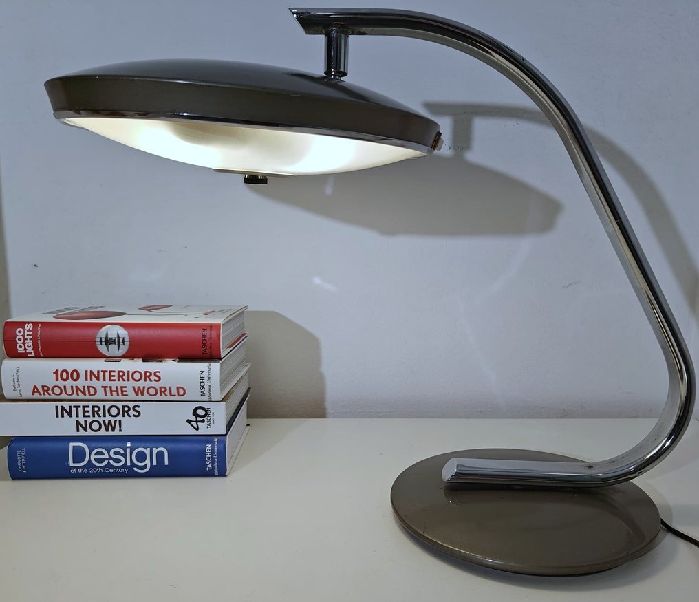 Fase - Luis Pérez de la Oliva - Schreibtischlampe - ''520-C'' - Metall, Glas #1.0