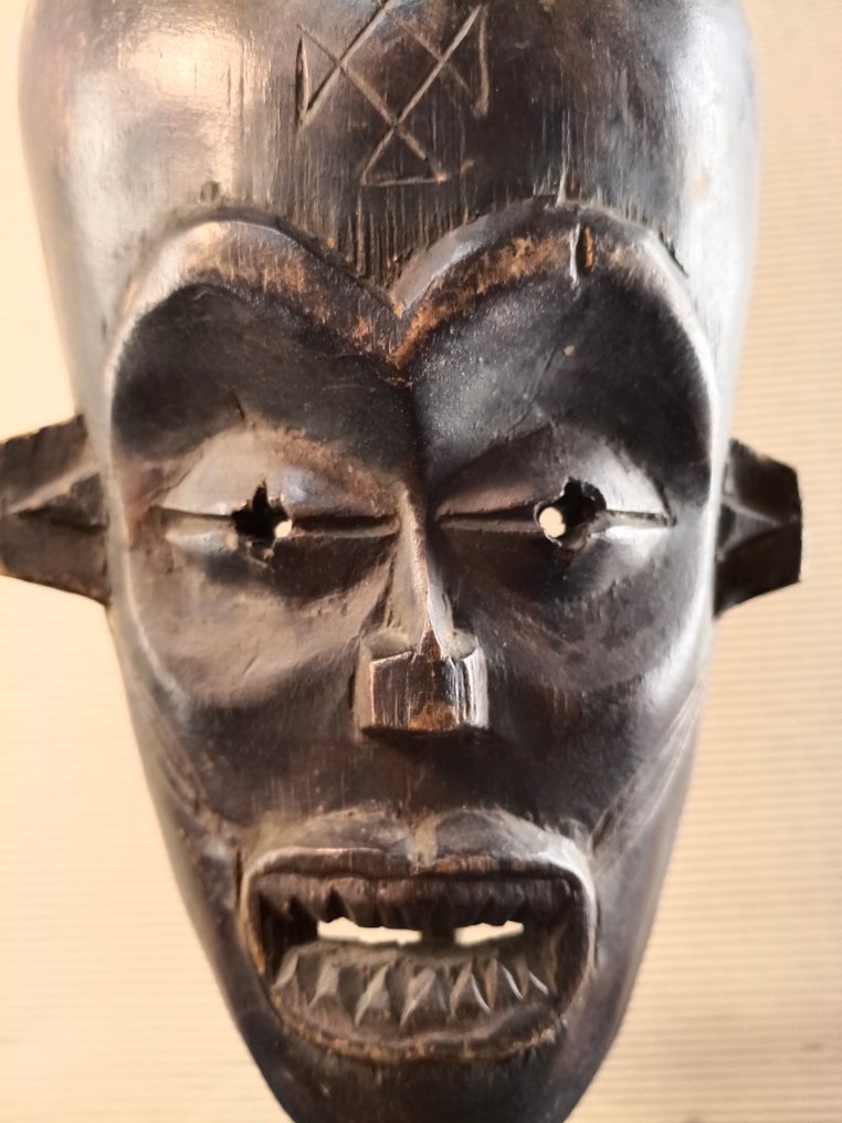 Mask - Chokwe - Angola - Japanese language #4.3