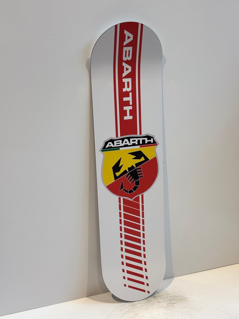 Beever Deco Art - Abarth goes skating! #1.0