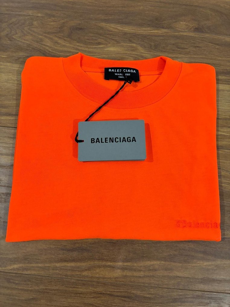 Balenciaga - T-shirt - New with tags #2.1