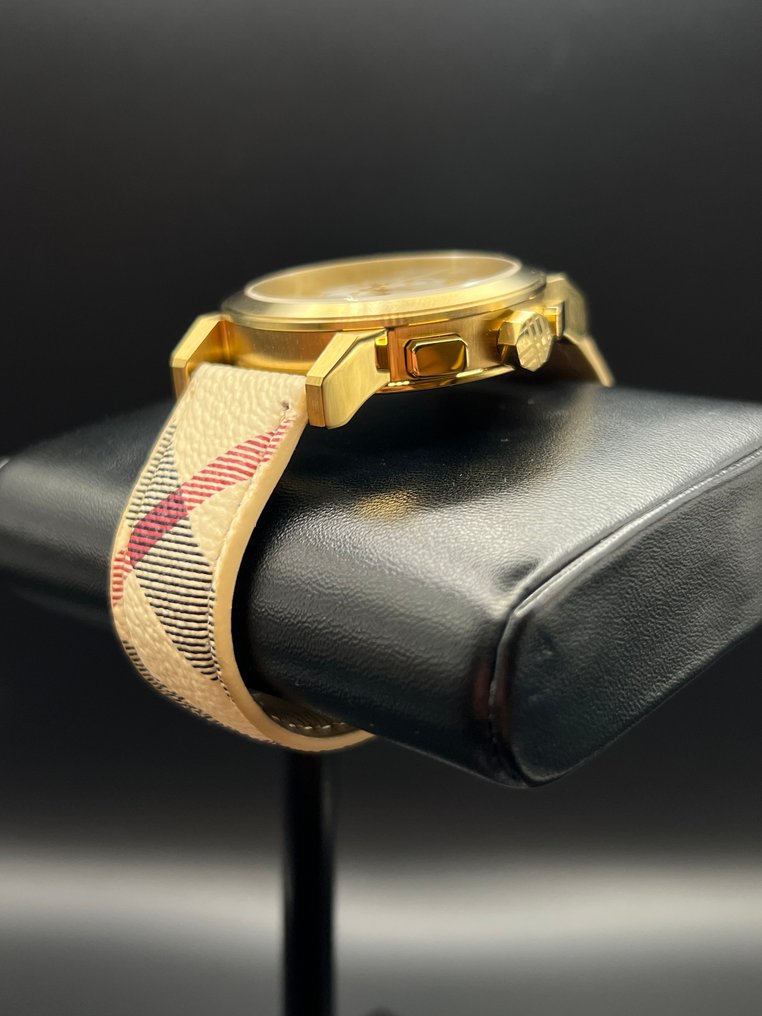 Burberry - The City - No Reserve Price - BU9752 - Unisex - 2020+ #3.2