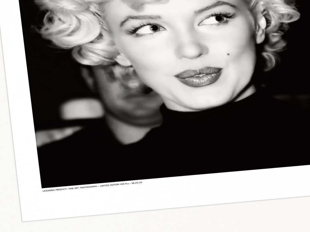 Marilyn Monroe- Iconic Legend - XXL Fine Art Photography -  80x60 cm ! - Limited Edition Nr 04 of 100 - Serial 1016 - Collector - No Reserve #2.1